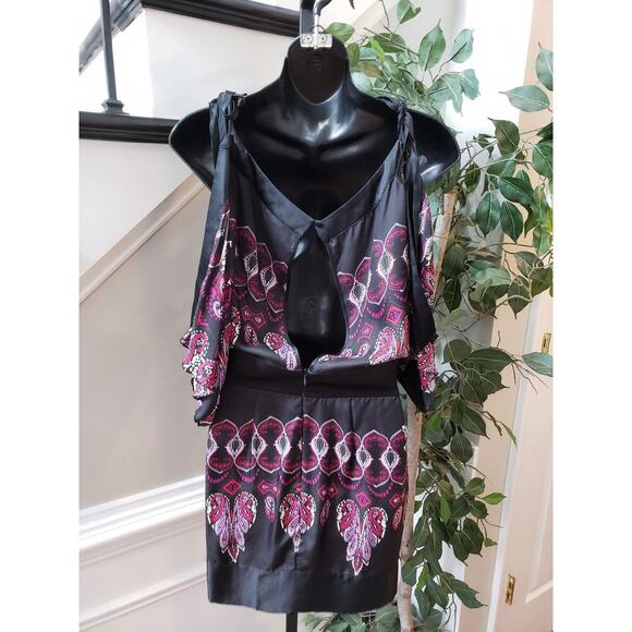 Bebe Wrap Dress Womens XS Multi Silk Paisley Empire Waist Cold Shoulder Sleeve - Picture 4 of 10